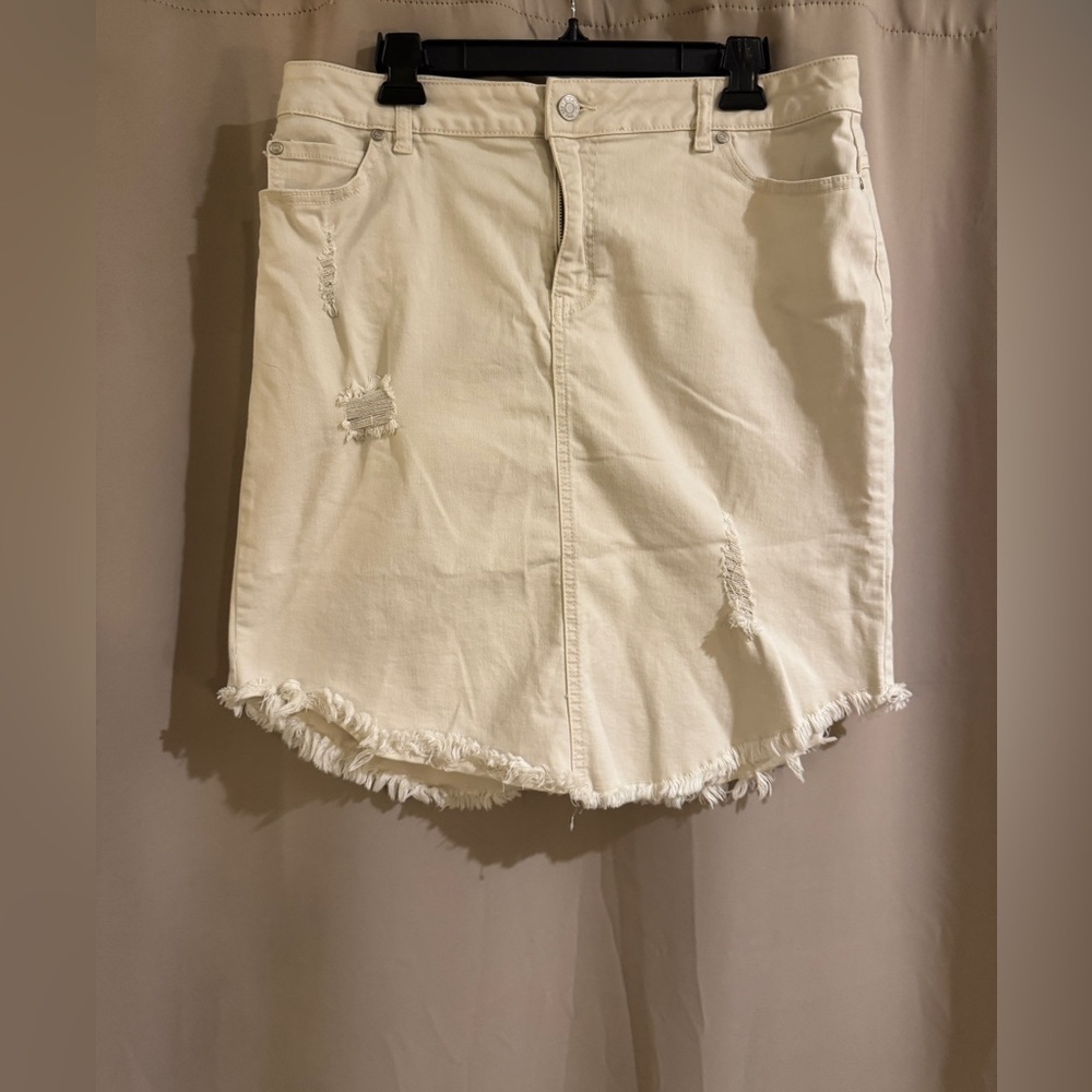Cato White Distressed Denim Skirt